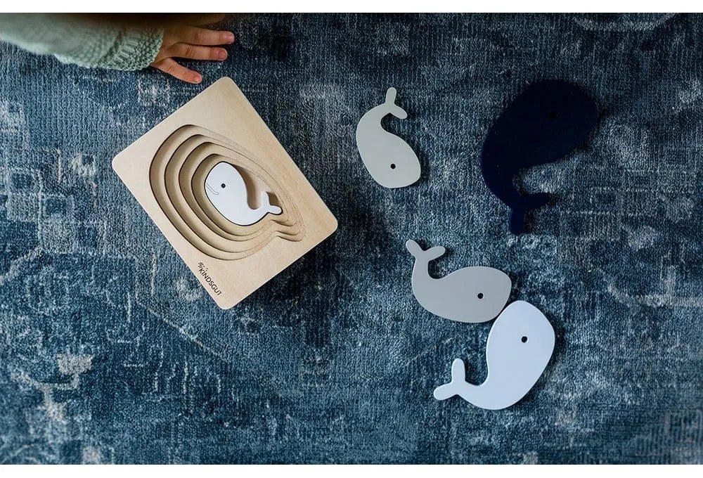 Drevené vkladacie puzzle Whale – Kindsgut
