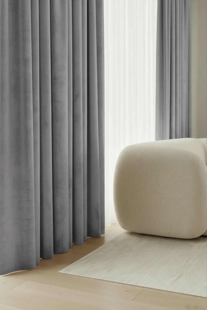 Velúrový záves SOFT VELVET sivý Rozmer: 140x270 cm