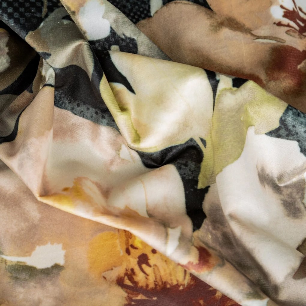 ZATEMŇOVACÍ ZÁVES NA KRÚŽKOCH BETTY 140X250 CM KVETY