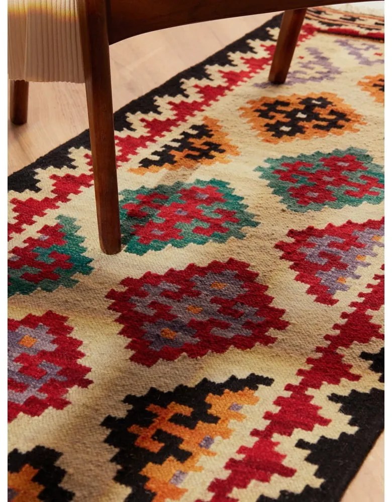 Červený obojstranný ručne tkaný vlnený behúň 60x190 cm Kamal Kian – Nouristan