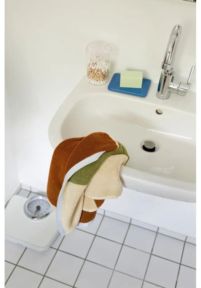 Hnedý froté bavlnený uterák 50x100 cm Block – Hübsch