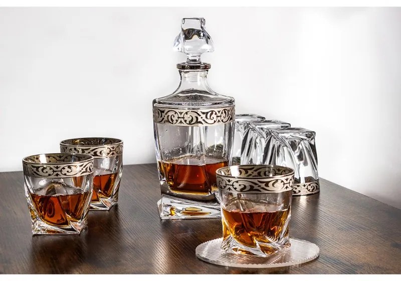 BOHEMIA PRESTIGE QUADRO BAROKO PLATINUM WHISKY SADA 1+6 KS