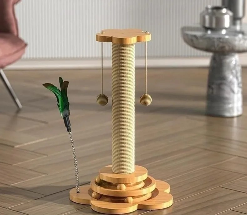 Drevené mačacie škrabadlo s guličkami LUNTRIS, výška 43 cm