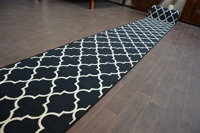 Protišmykový behúň Maroko čierny TRELLIS 30350