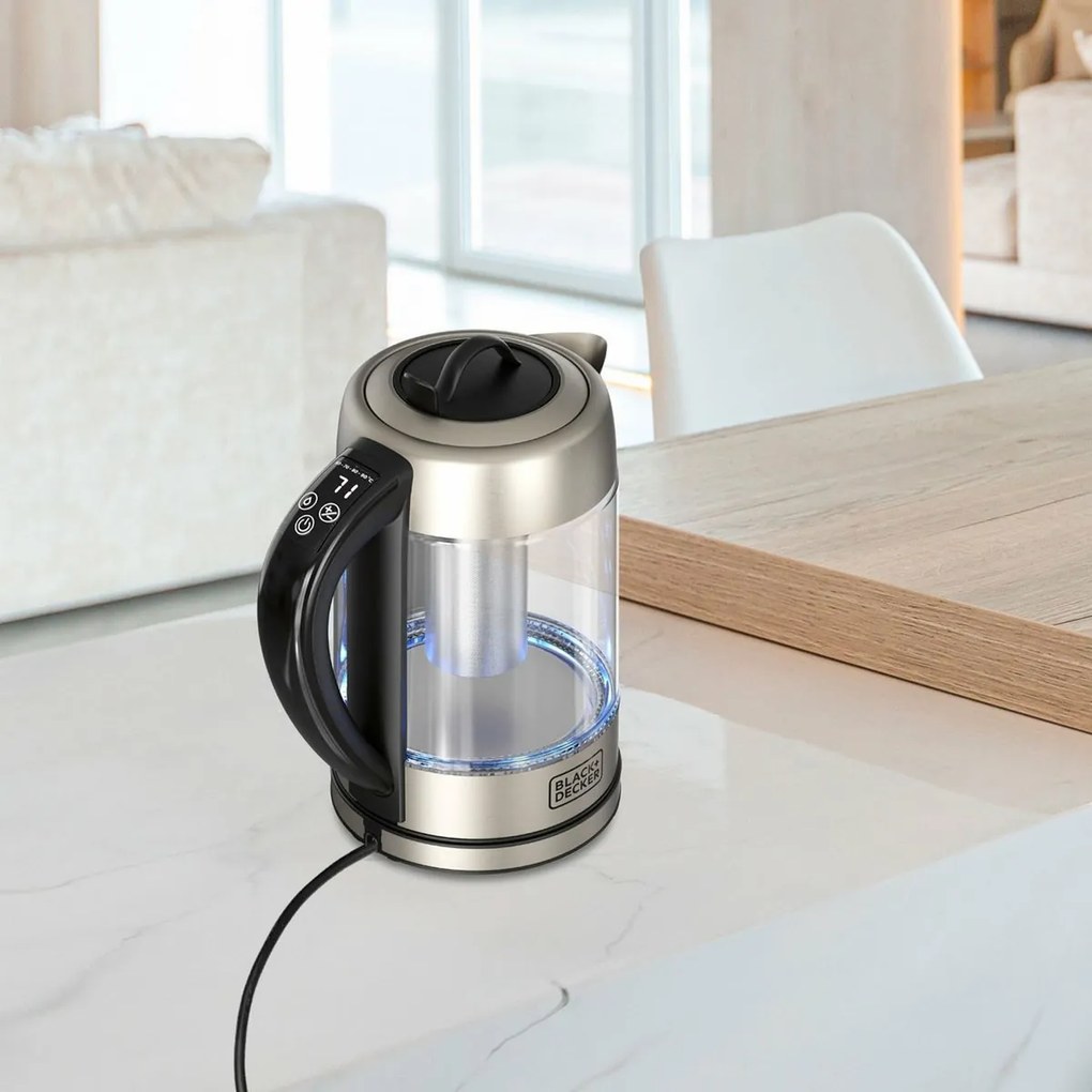 Black+Decker BXKE2205E Rýchlovarná kanvica