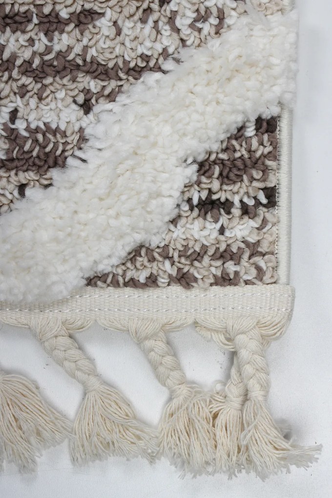 Koberec London 8934 BEIGE rozmery koberec: 160x230 cm