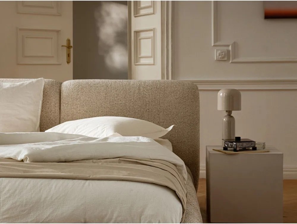 Zelená čalúnená dvojlôžková posteľ s úložným priestorom s roštom 180x200 cm Solange – Micadoni