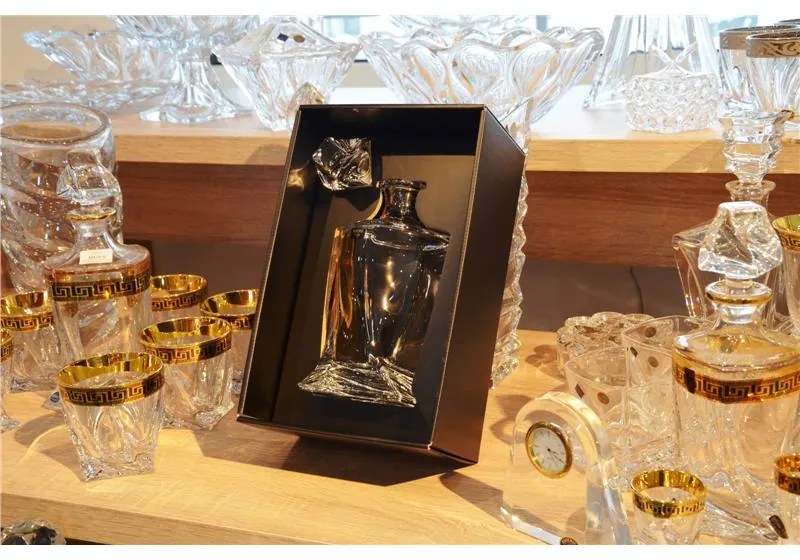 BOHEMIA PRESTIGE QUADRO KARAFA NA WHISKY 770ML