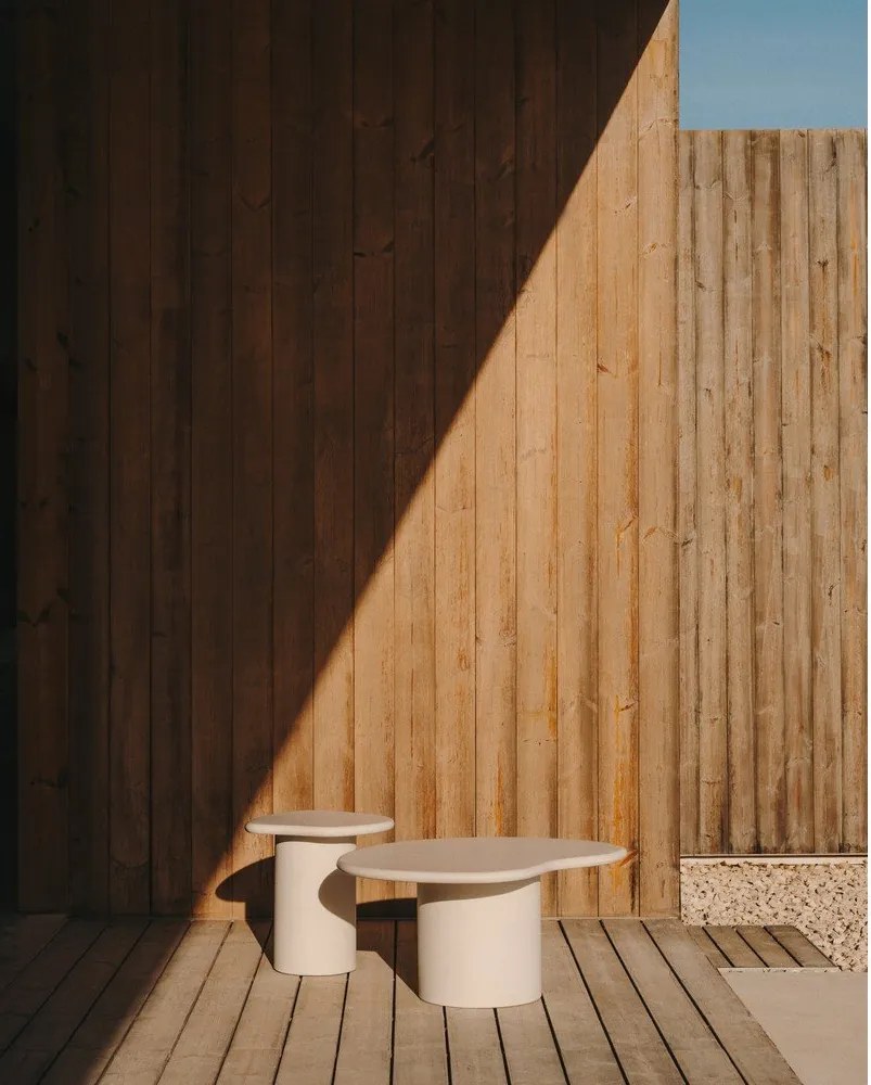 Záhradný odkladací stolík 77x83 cm Macarella – Kave Home