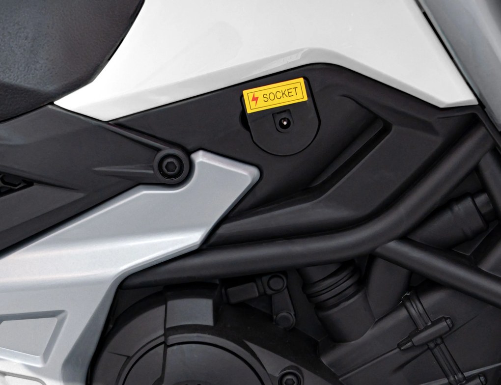 Ramiz Motocykel Honda NC750X Biela