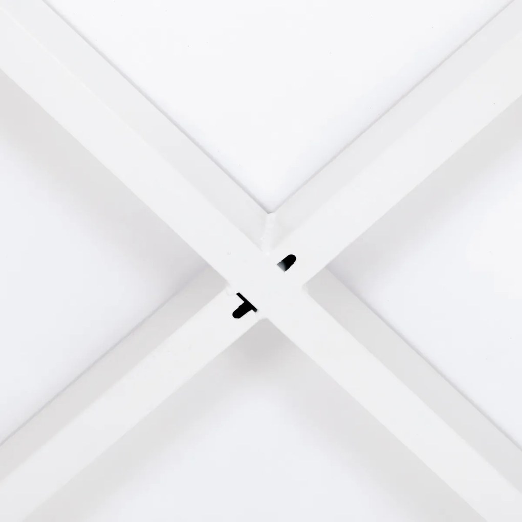 Jedálenský stôl 80 x 80 cm, biela