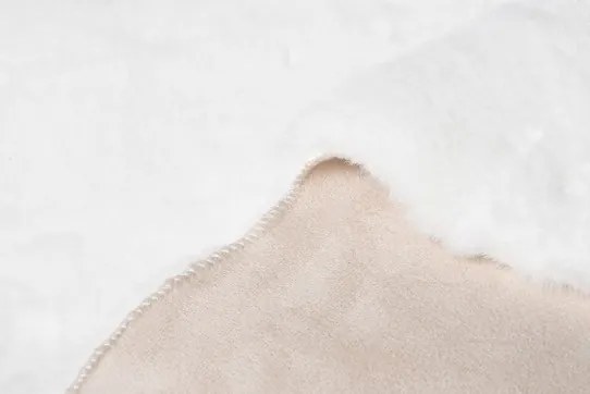 Koberček RABBIT FUR TEDDY BEAR biely