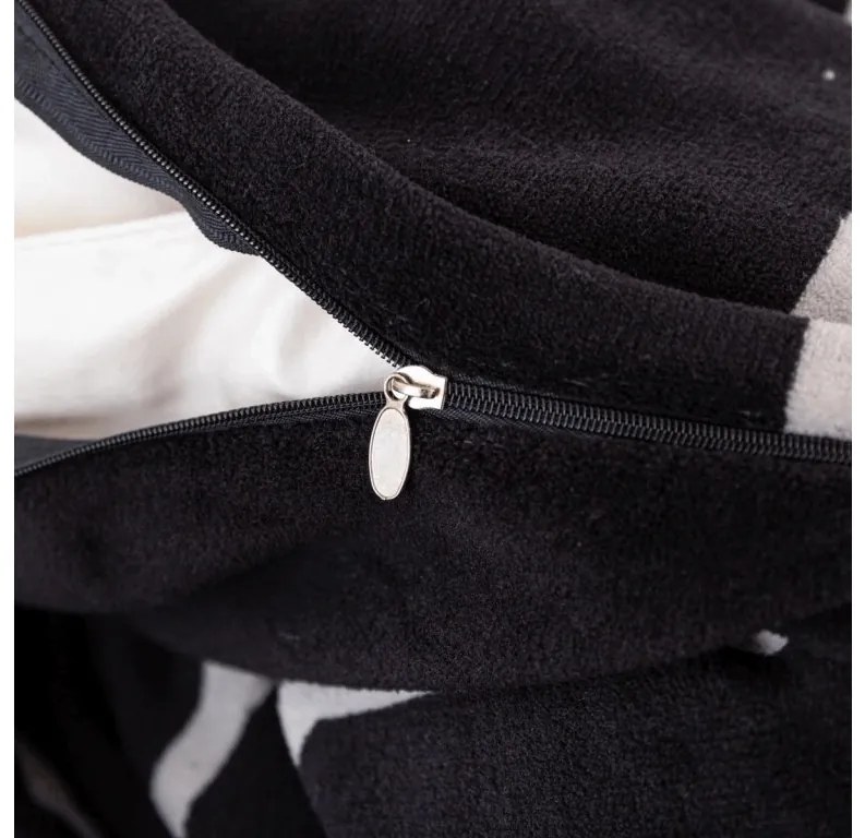 Obliečky mikroplyš DALEK čierne Rozmer obliečky: 70 x 80 cm | 140 x 200 cm