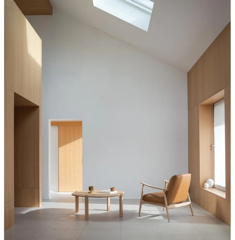 Okrúhly konferenčný stolík z dubového dreva v prírodnej farbe ø 100 cm Kulin – Gazzda