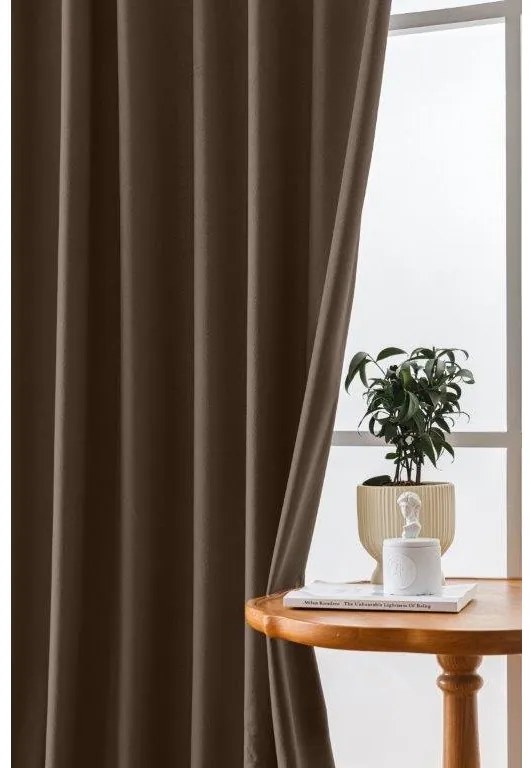 Tmavý zatemňovací záves VELVET 140x270 cm Zavesenie: Riasiaca páska