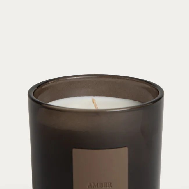 Sviečka URBAN LEATHER Amber Musk 781322