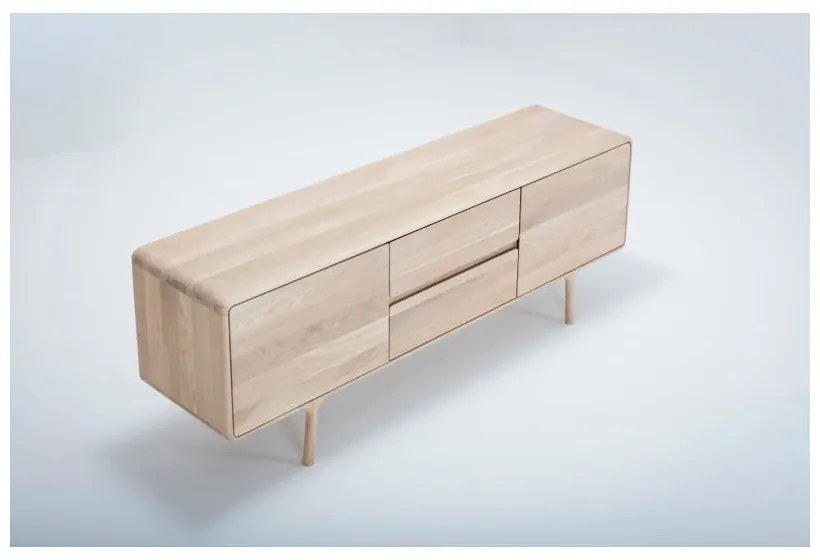 TV komoda z masívneho dubového dreva Gazzda Fawn