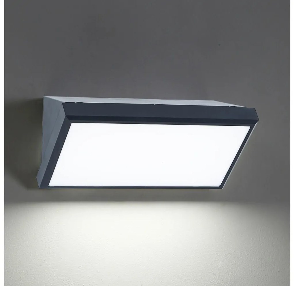 Brilagi - Vonkajšie nástenné svietidlo TRIANGLE 1xE27/60W/230V antracit IP65 BRI071