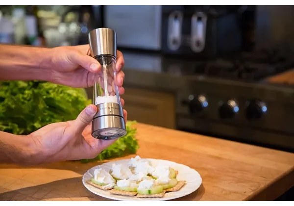 Cole&Mason - Mlynček na soľ DERWENT 19 cm lesklý chróm