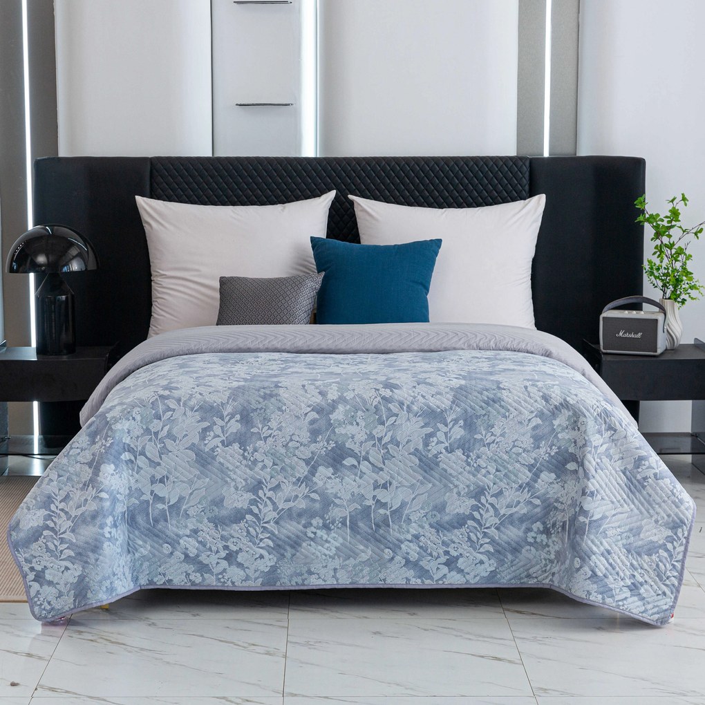 Prehoz na posteľ FLOWERS modrý / sivý Rozmer: 200 x 220 cm