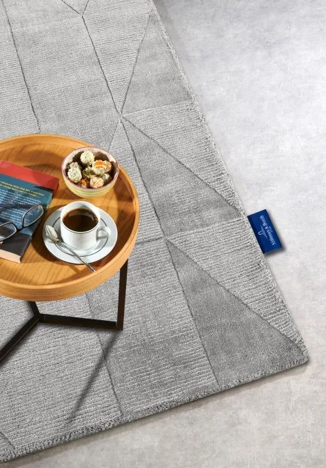 Koberec Villeroy & Boch Kollektion 1906 Ursule sivý