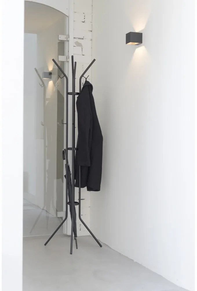 Čierny kovový vešiak ø 40x170 cm Jessy – Spinder Design