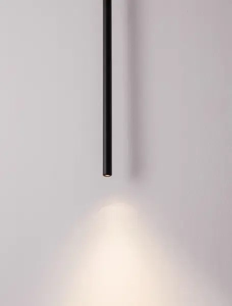 Minimalisticky luster na lanku Stilvi Čierna