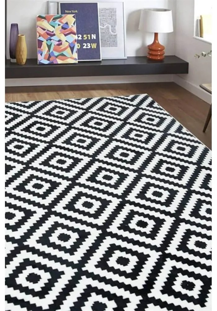 Koberec Armada Piramit, 100 x 150 cm