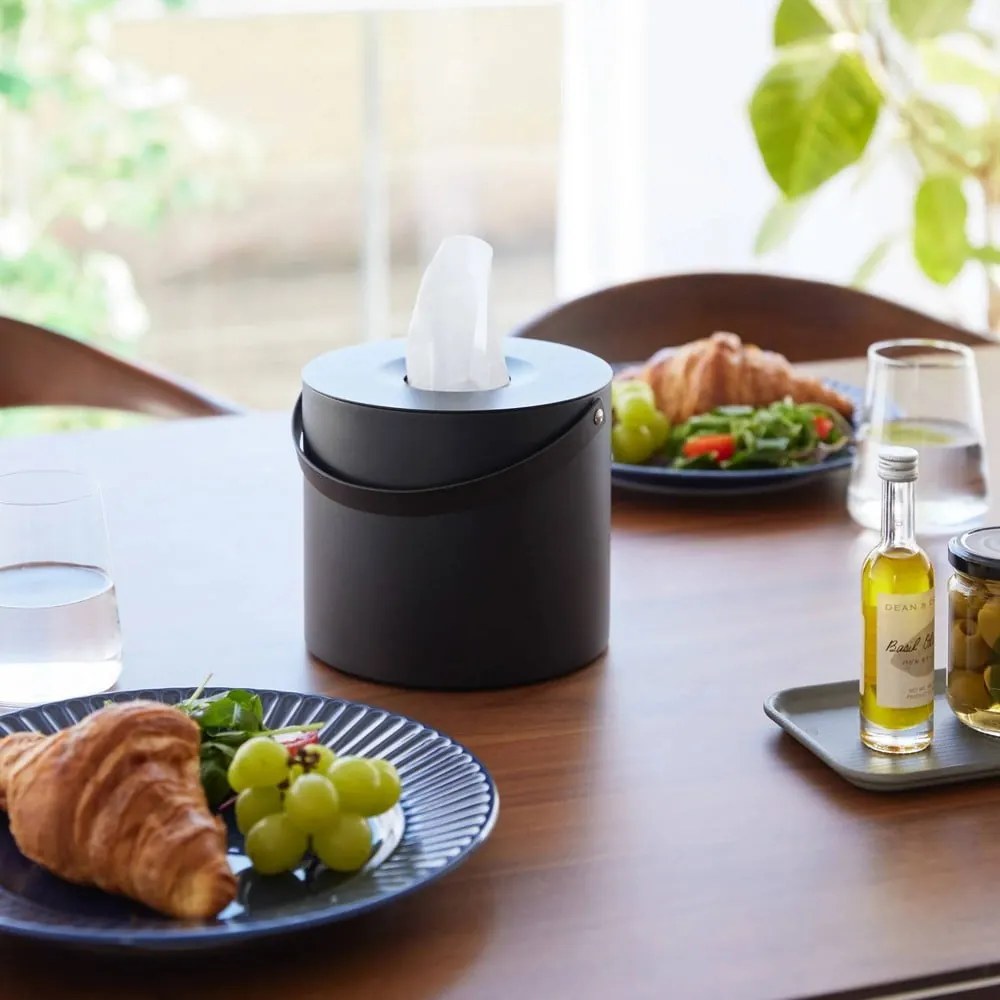 Kovový box na vreckovky Tower – YAMAZAKI