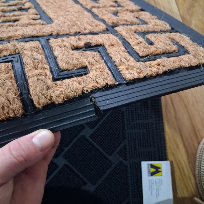 Rohožka PANAMA 001 - Mierne poškodenie