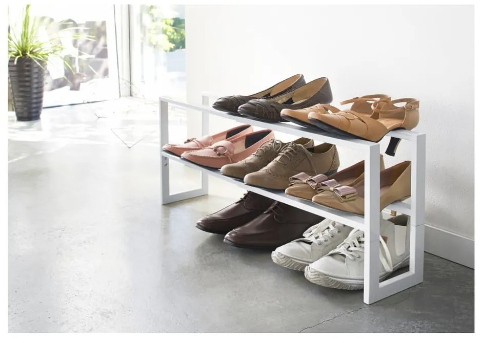 Biely kovový teleskopický stojan na topánky Line – YAMAZAKI