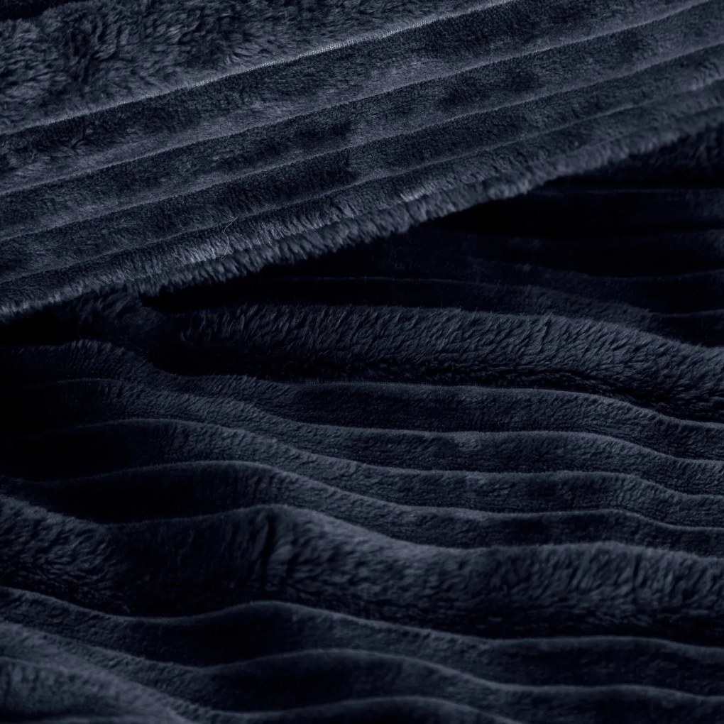 FLANELOVÁ DEKA NINA 200X220 CM TMAVOMODRÁ