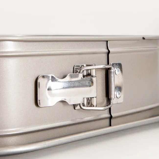 Forma na pečenie FEBE zlatá 776656