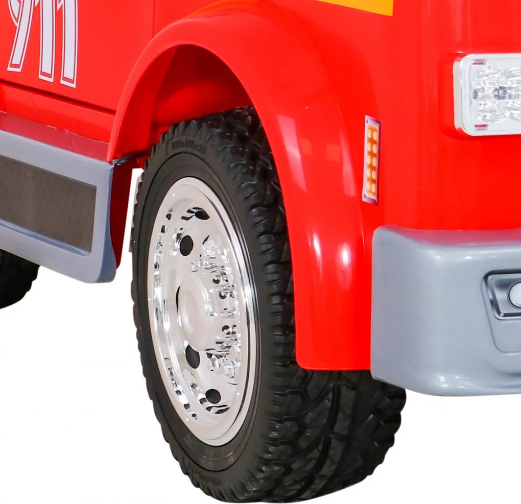 Ramiz Detské hasičské auto na batérie + Vodné delo + Megafón + Hasičský kohút + Pilot