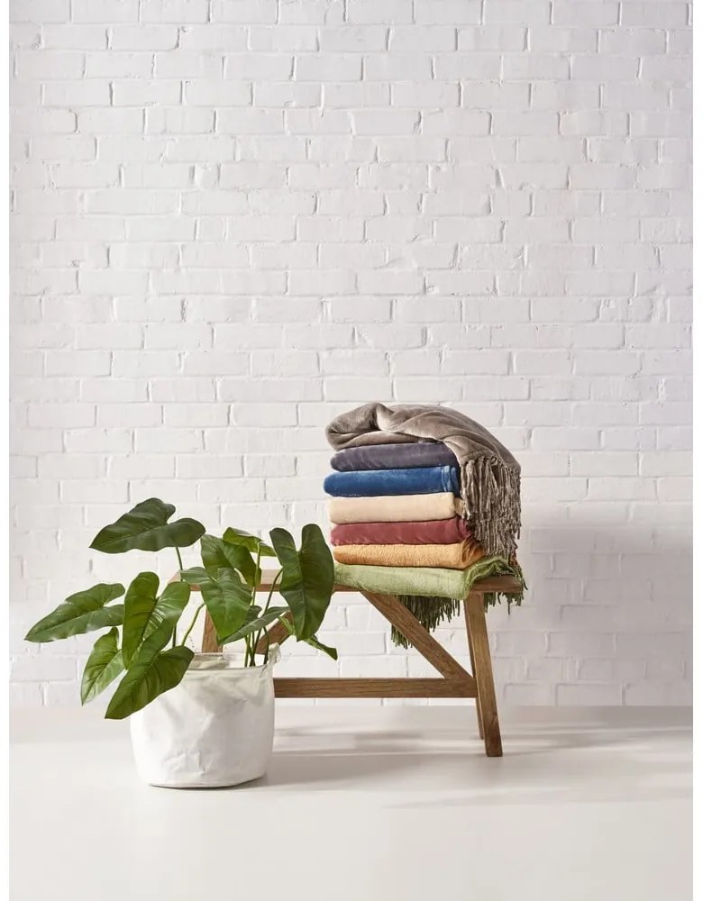 Vínovočervená prikrývka z mikroplyšu na dvojlôžko 220x240 cm - Tiseco Home Studio