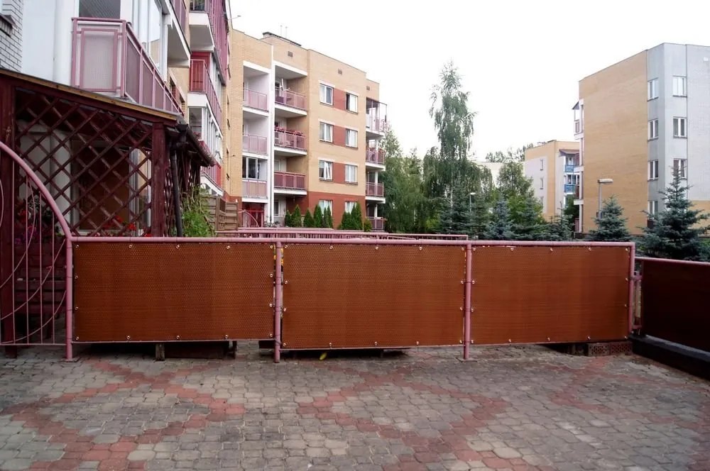 Balkónová zástena - umelý ratan, 0,9x7m - čierna