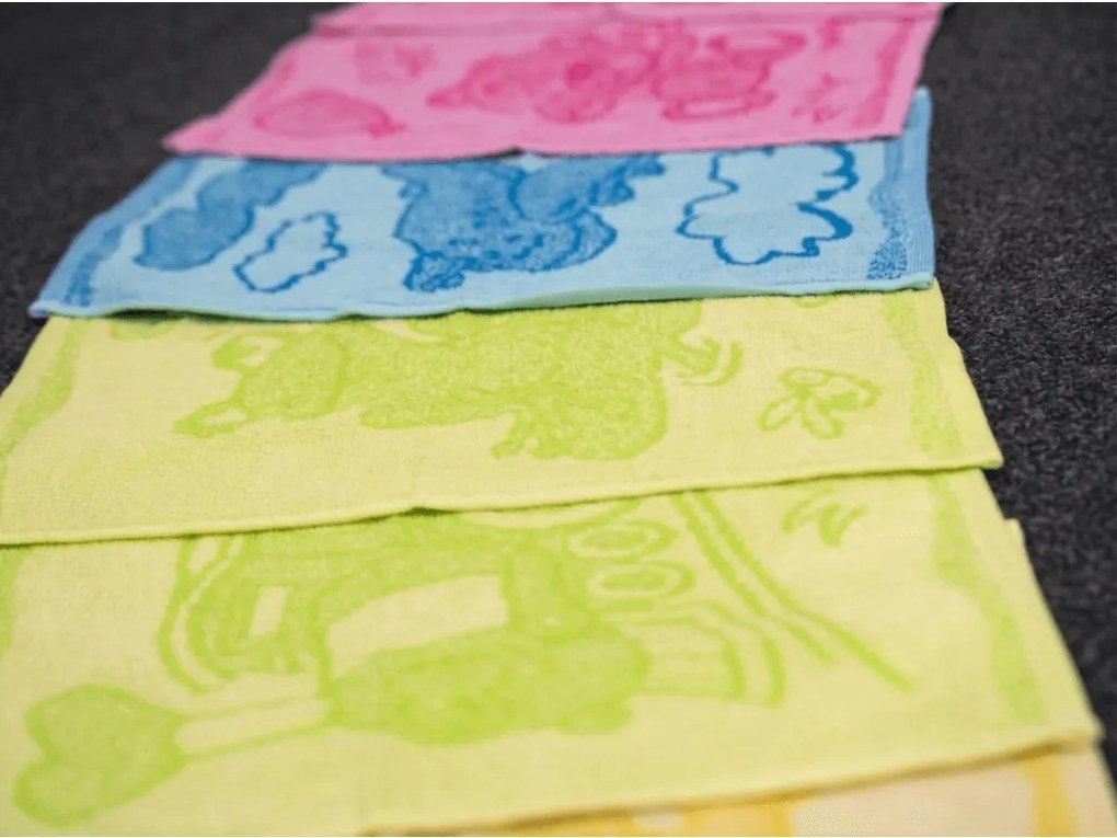 Detský uterák BEBÉ mačička žltý 30x50 cm