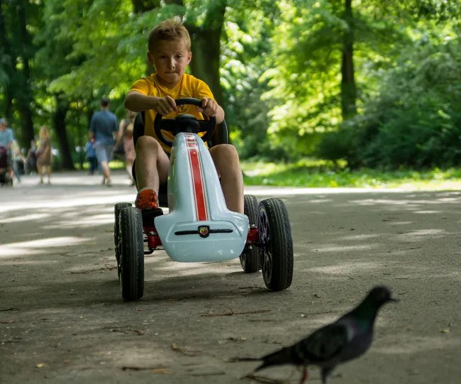 Šľapacia motokára Abarth biela