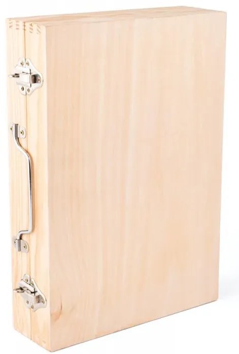 Kovové náradie v drevenom kufríku