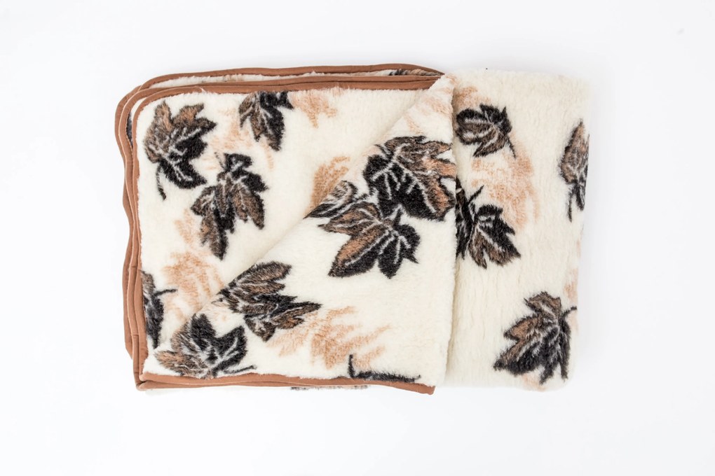 Deka z ovčej vlny 003