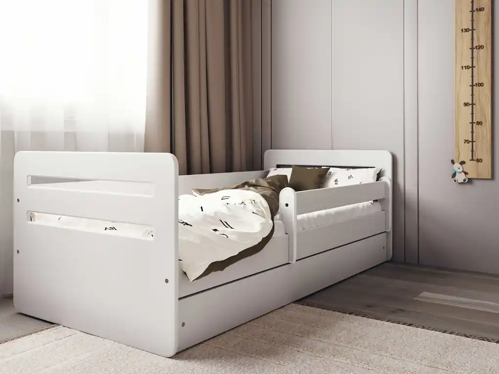 Biela posteľ pre deti TOMI s bočnicou | BIANO