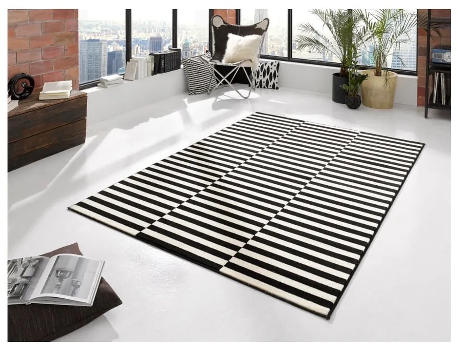 Čierno-biely koberec Hanse Home Gloria Panel, 160 x 230 cm