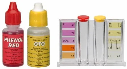 Sada príslušenstva pre údržbu bazéna: kefa, vysávač, tester