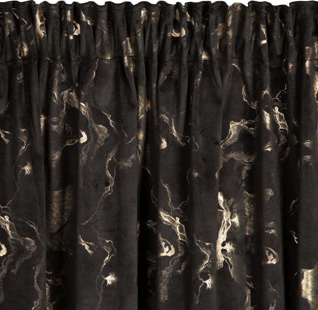 ZATEMŇOVACÍ ZÁVES NA PÁSKE RAJA 140X270 CM VZOROVANÁ