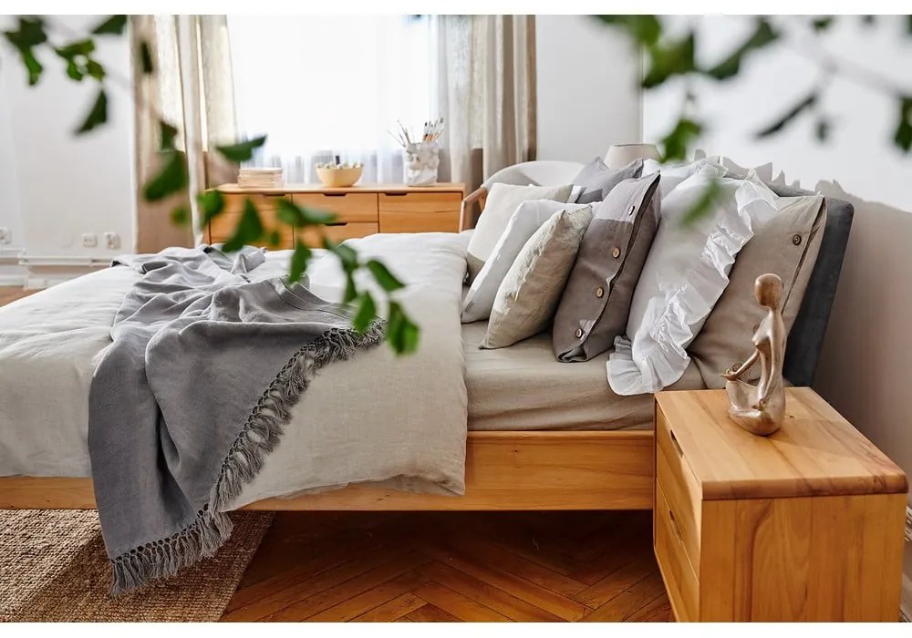 Nočný stolík z bukového dreva Greg - The Beds