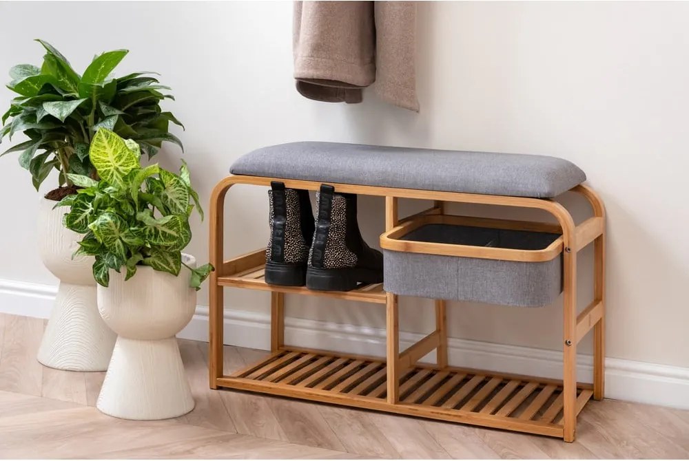 Bambusový polica na topánky so sivým polstrovaním Leitmotiv Bench, šírka 70 cm