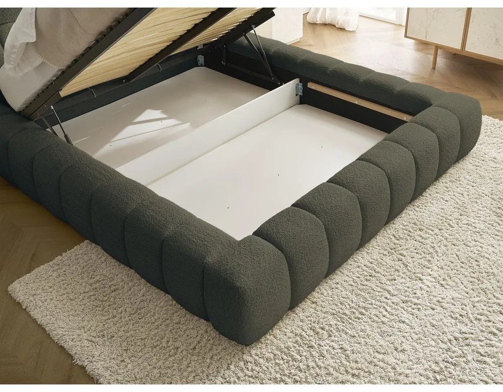 Zelená čalúnená dvojlôžková posteľ s úložným priestorom s roštom 180x200 cm Mont Blanc – Bobochic Paris