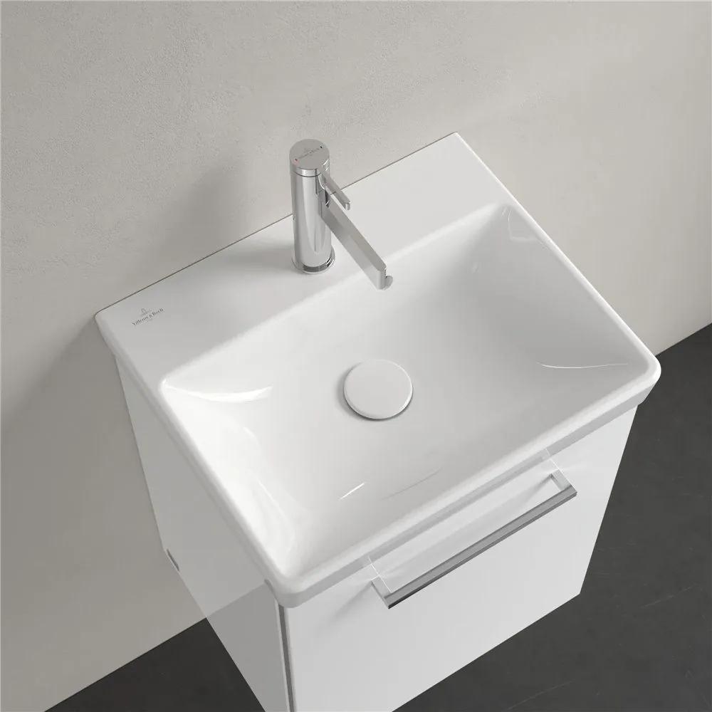 VILLEROY &amp; BOCH Avento závesné umývadielko s otvorom, s prepadom, 450 x 370 mm, biela alpská, s povrchom CeramicPlus, 735845R1
