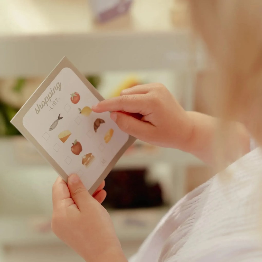 Nákupný vozík s doplnkami drevený