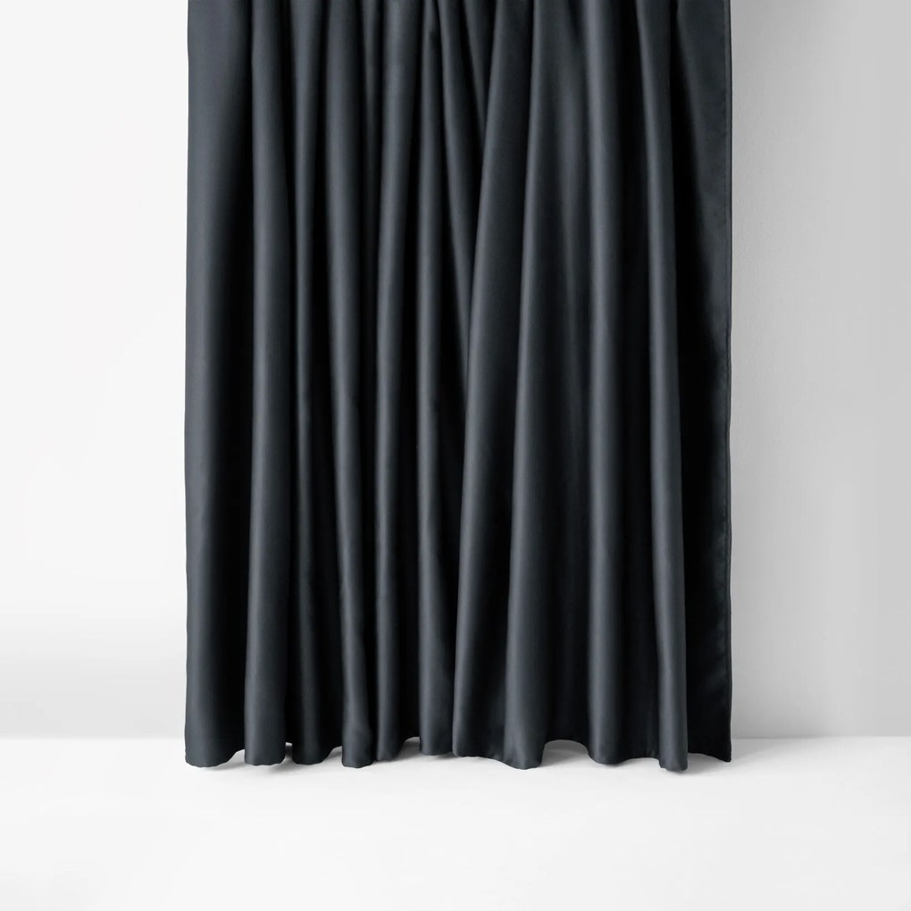 Goldea zatemňovací záves blackout - tmavo antracitový 140x270 cm